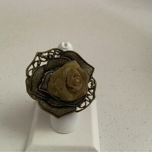 Source Unknown Vintage Bronze Rose Brooch